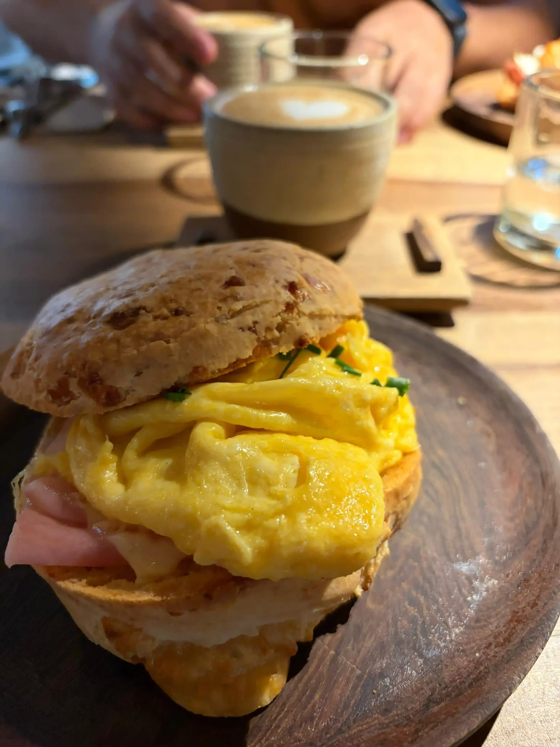 egg and ham chipa sandwich
